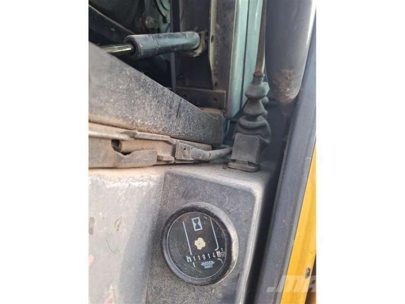 CASE 788-PRR Lastik tekerli ekskavatörler