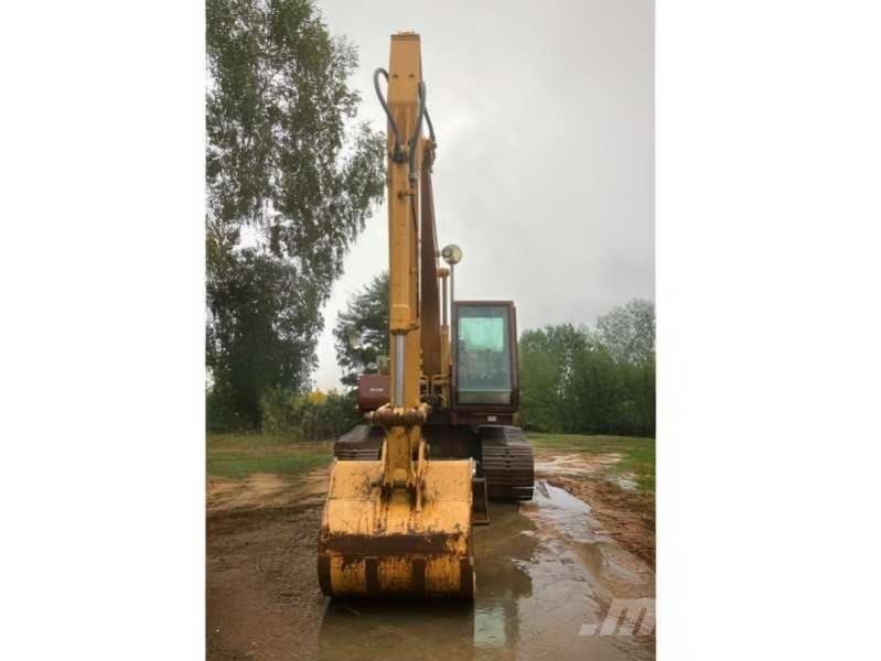 CASE 888CK Lastik tekerli ekskavatörler