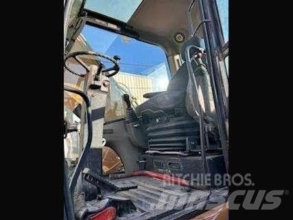 CASE WX210 Lastik tekerli ekskavatörler