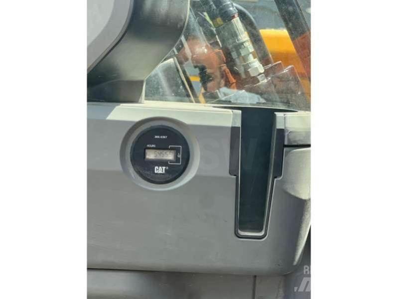CAT 330F LN Paletli ekskavatörler