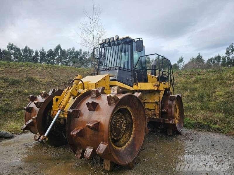 CAT 826GII Zemin sıkıştırma makineleri