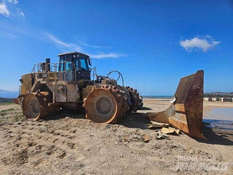 CAT 836H Zemin sıkıştırma makineleri