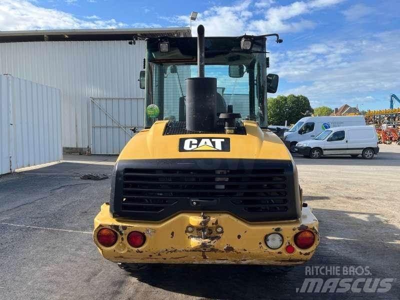 CAT 906H Mini yükleyiciler