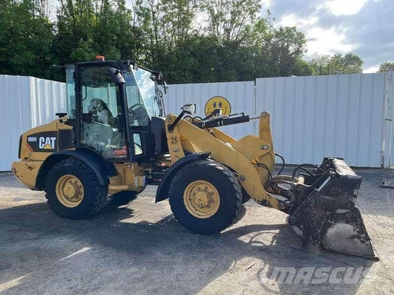 CAT 906H Mini yükleyiciler