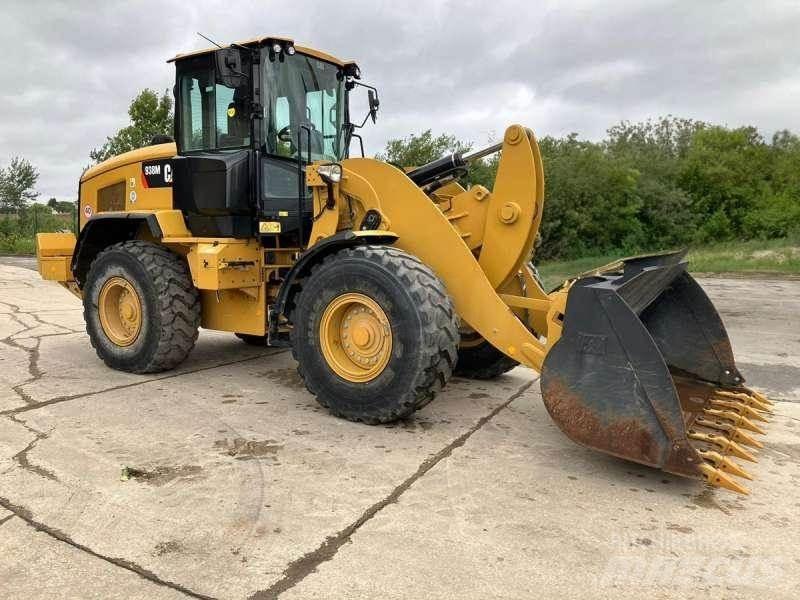CAT 938M Tekerlekli yükleyiciler
