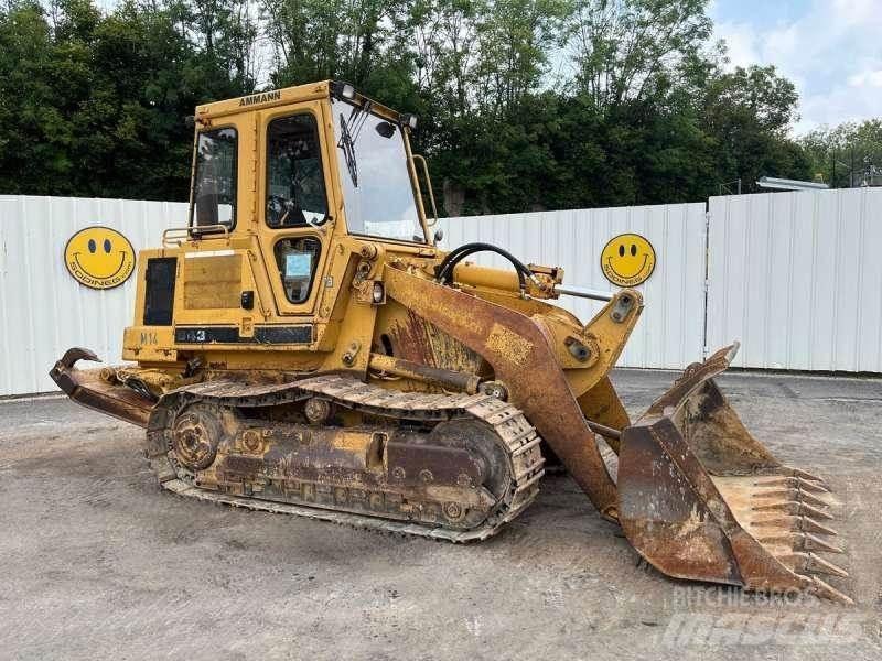 CAT 943 Paletli yükleyiciler
