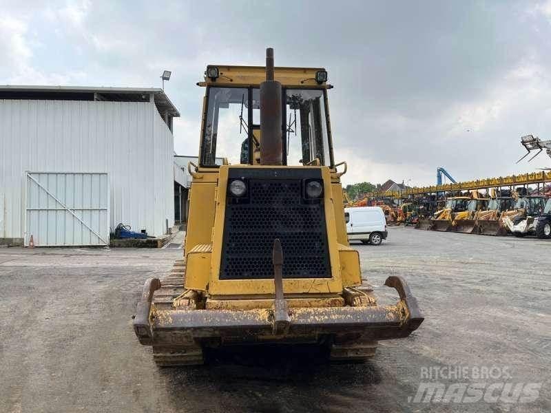 CAT 943 Paletli yükleyiciler