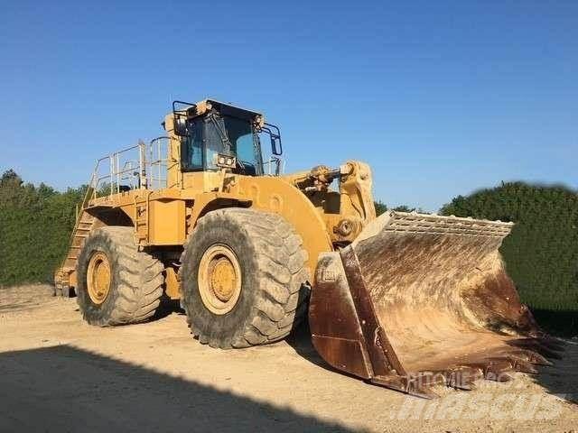 CAT 990 Tekerlekli yükleyiciler