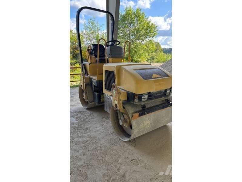 CAT CB-224E Zemin sıkıştırma makineleri