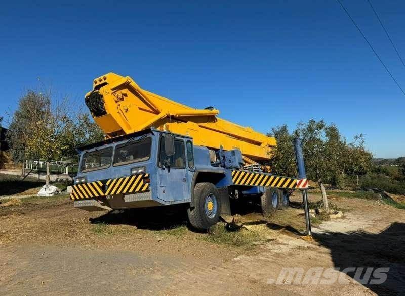 Condor 125/S Yol-Arazi Tipi Vinçler (AT)