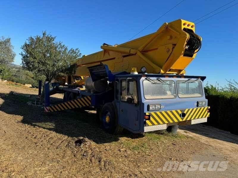 Condor 125/S Yol-Arazi Tipi Vinçler (AT)