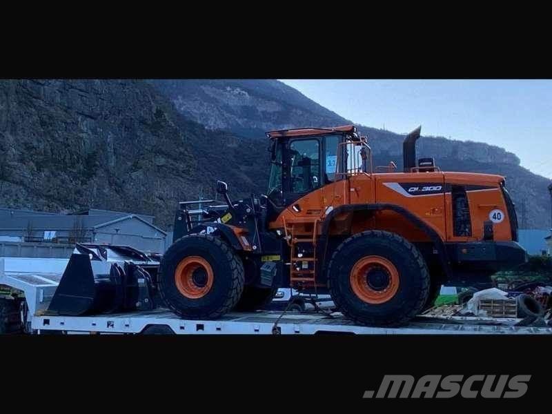 Doosan DL300 Tekerlekli yükleyiciler