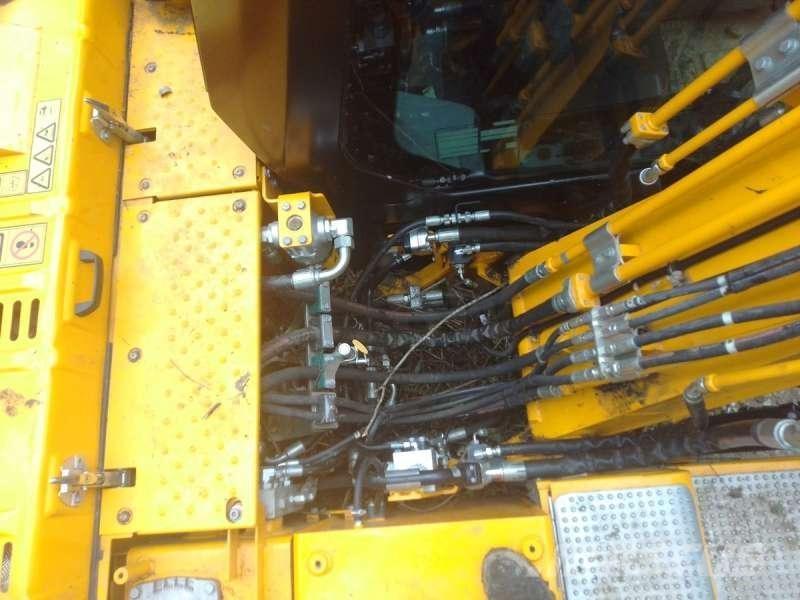 JCB 150XL SV Paletli ekskavatörler