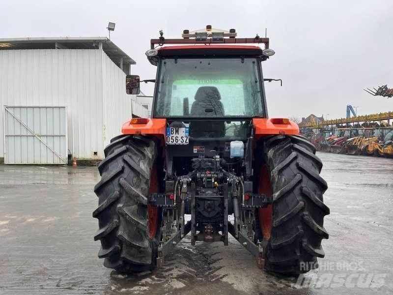 Kubota M108S Traktörler