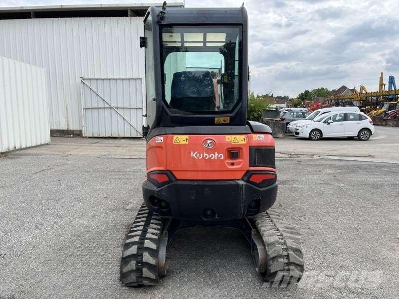 Kubota U27-4 Mini ekskavatörler, 7 tona dek