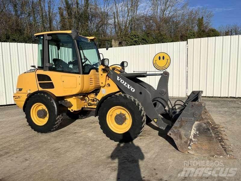 Volvo L28F Mini yükleyiciler