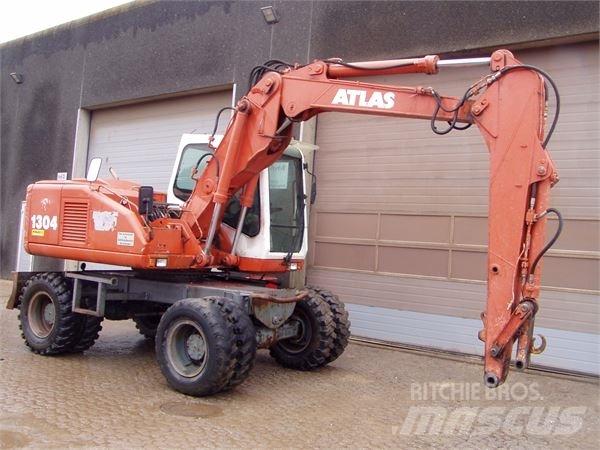 Atlas 1304M Lastik tekerli ekskavatörler