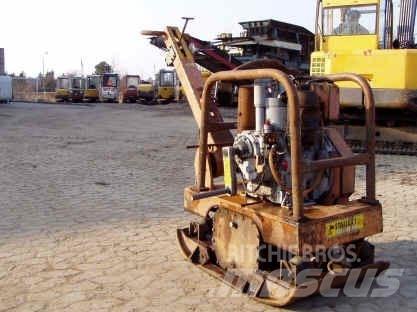 Case AT60 Diğer silindirler