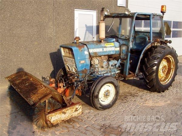 Ford 2000 Traktörler