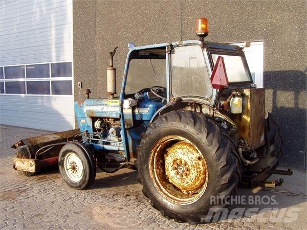 Ford 2000 Traktörler