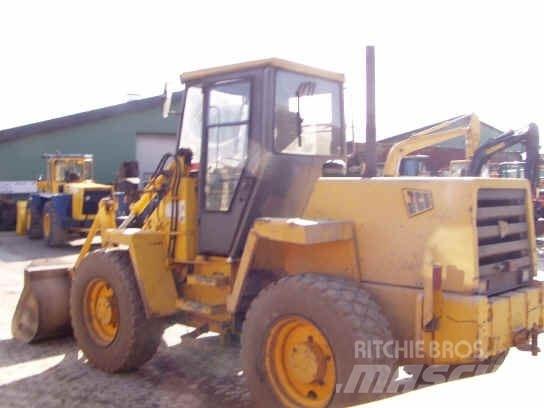 JCB 410 Tekerlekli yükleyiciler