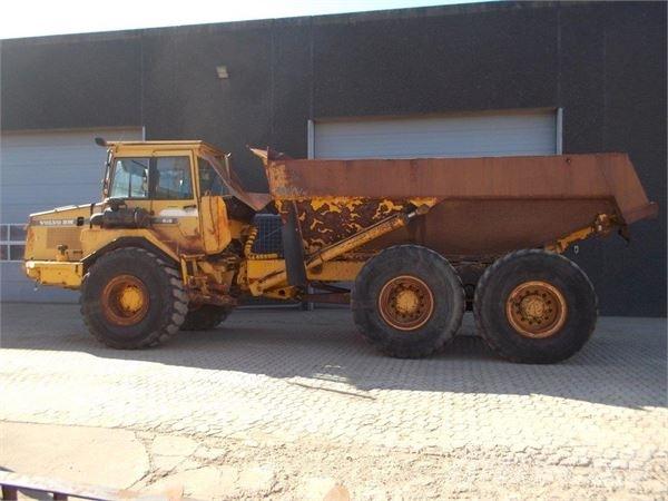 Volvo A25C Belden kirma kaya kamyonu