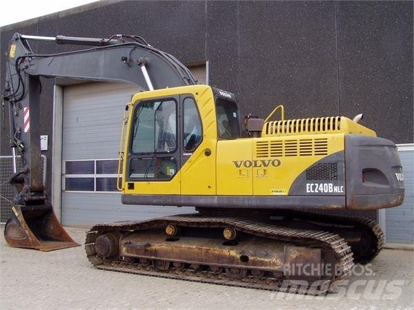 Volvo EC240BNLC Paletli ekskavatörler