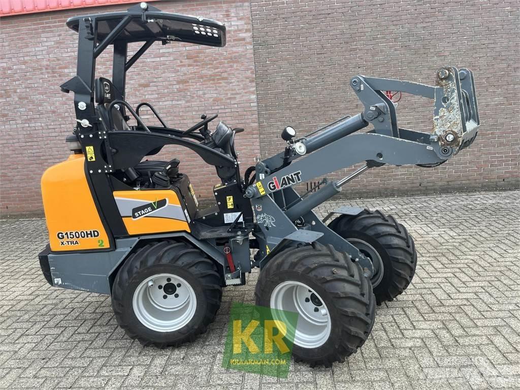 GiANT G1500 Ön yükleyici ve kazicilar