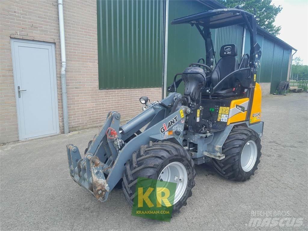 GiANT G1500 Ön yükleyici ve kazicilar