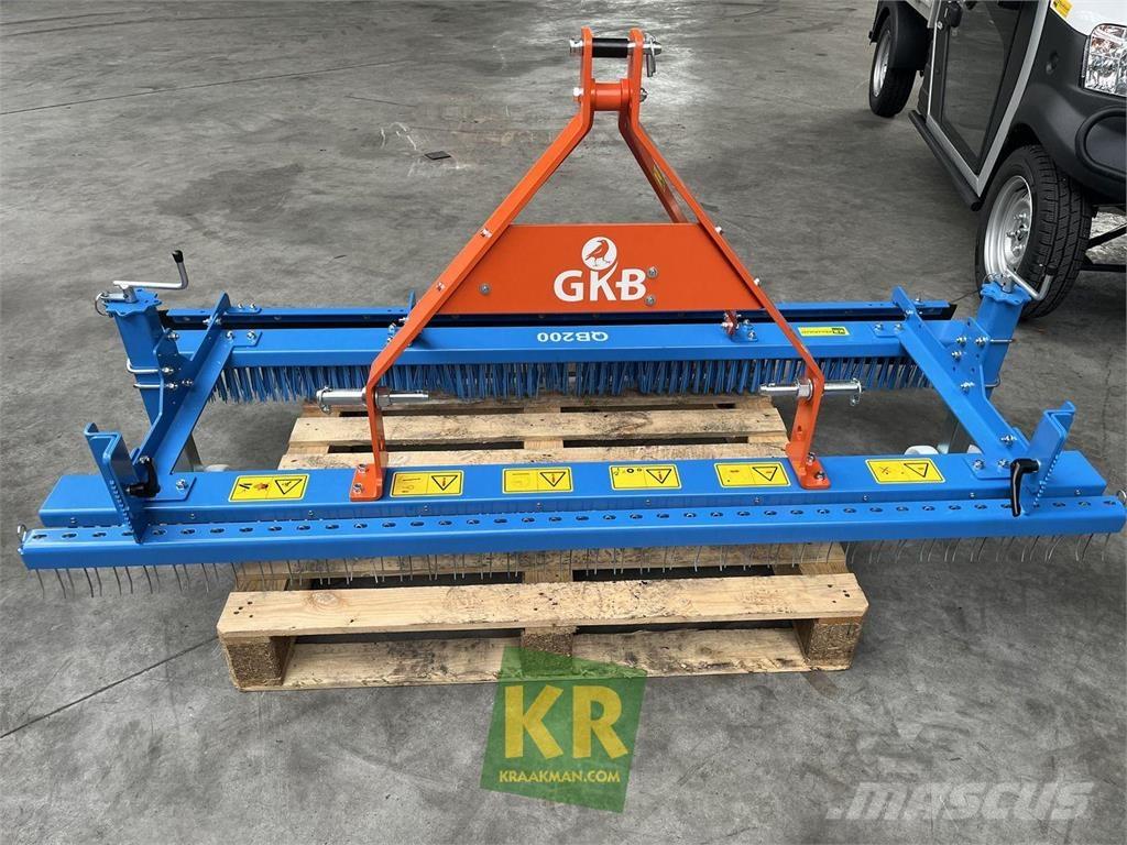  GKB Quick Brush Cadde süpürücüler