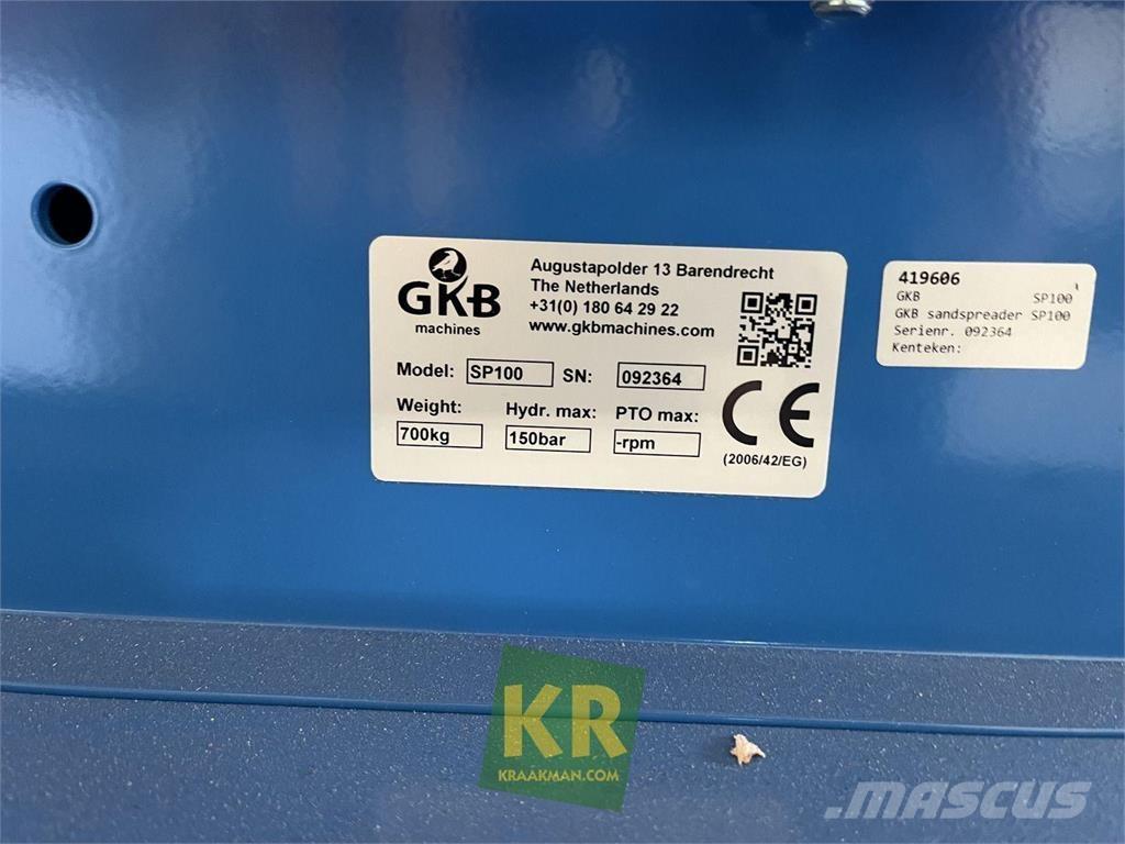  GKB Sandspreader Kum ve tuz serpiciler