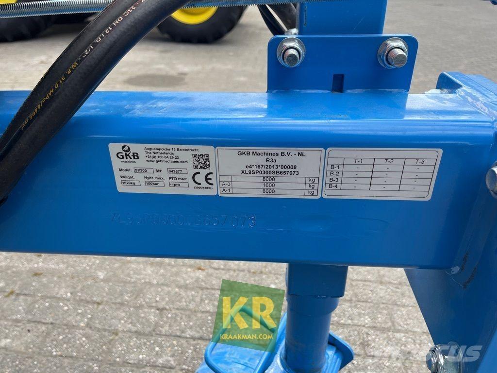  GKB Sandspreader Kum ve tuz serpiciler