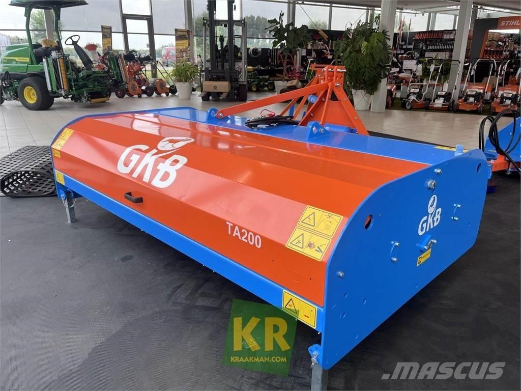  GKB Topair Diger yol bakim makinalari
