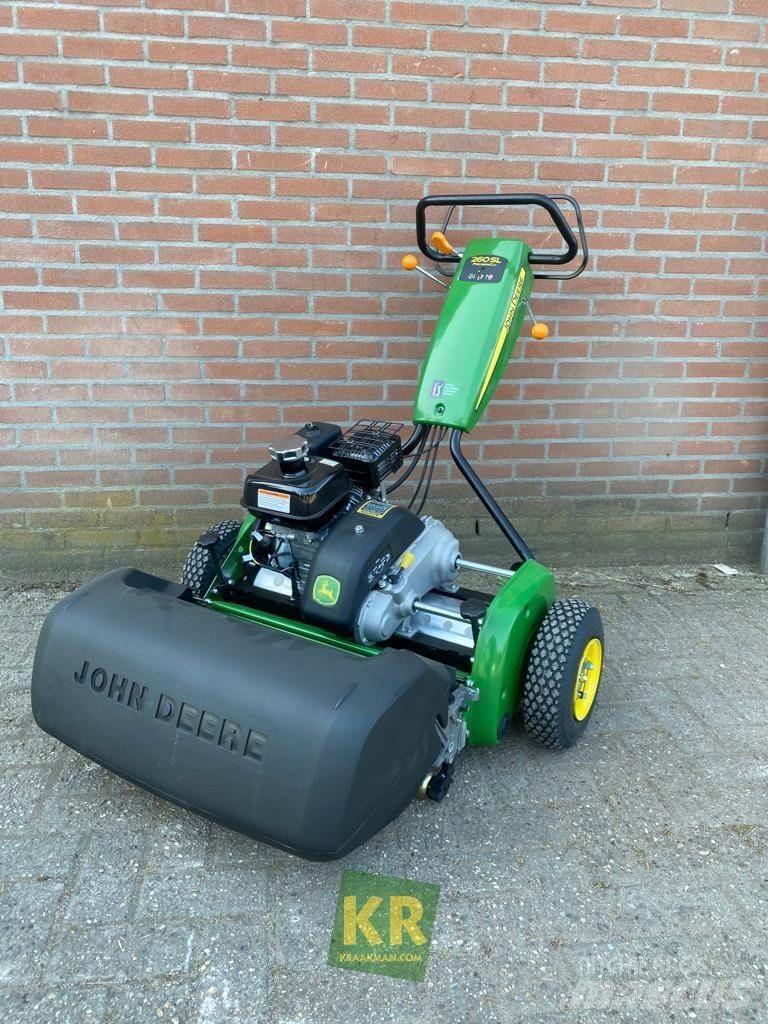 John Deere 260 Çim biçme makineleri