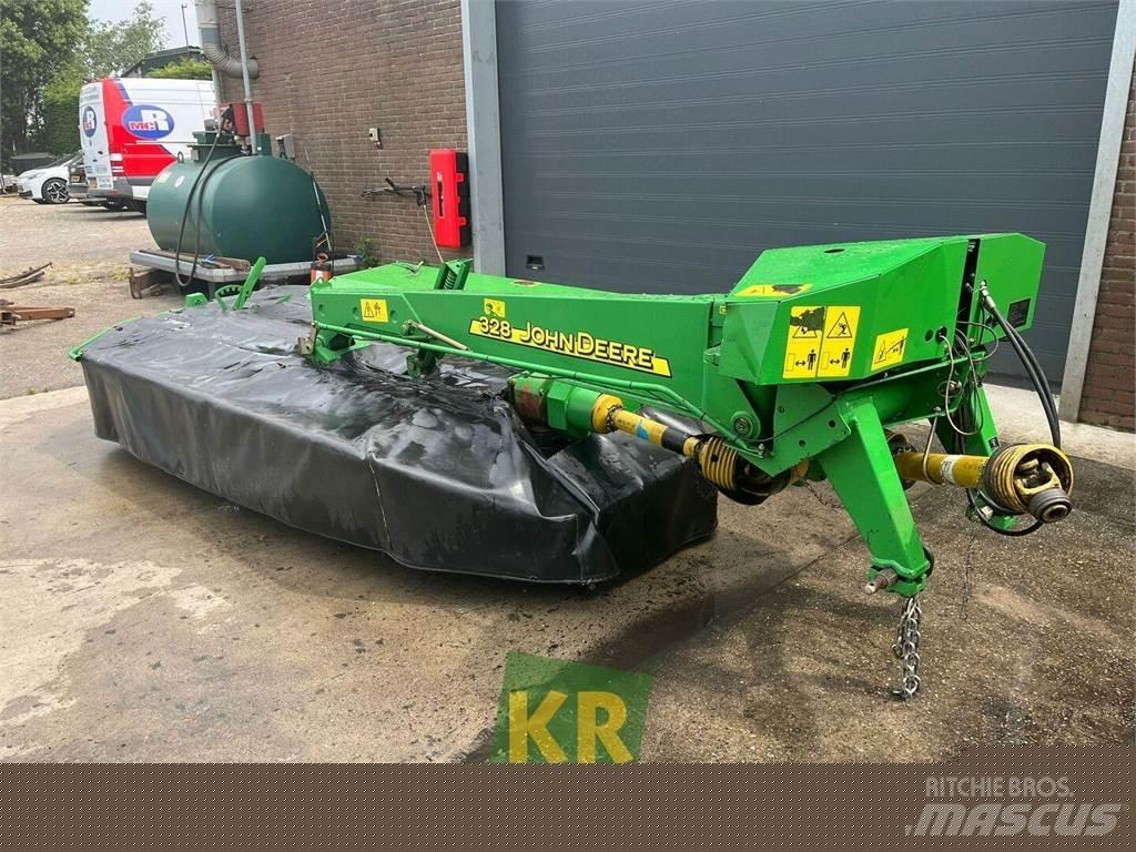 John Deere 328 Diger tarim makinalari