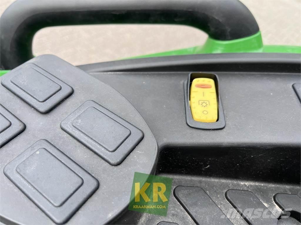 John Deere 4066M Traktörler