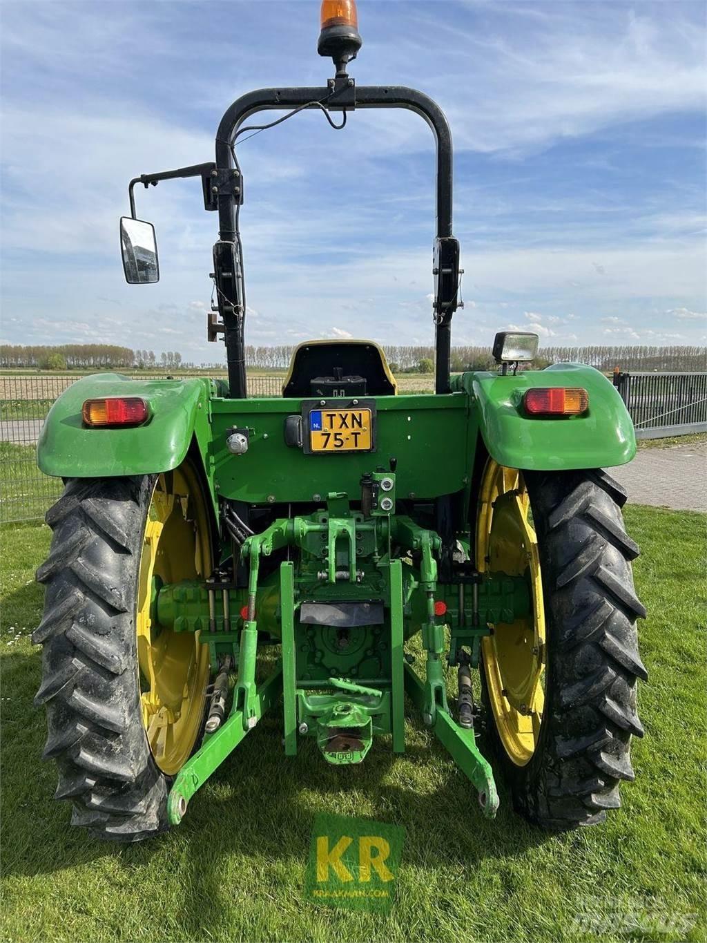 John Deere 5055E Traktörler
