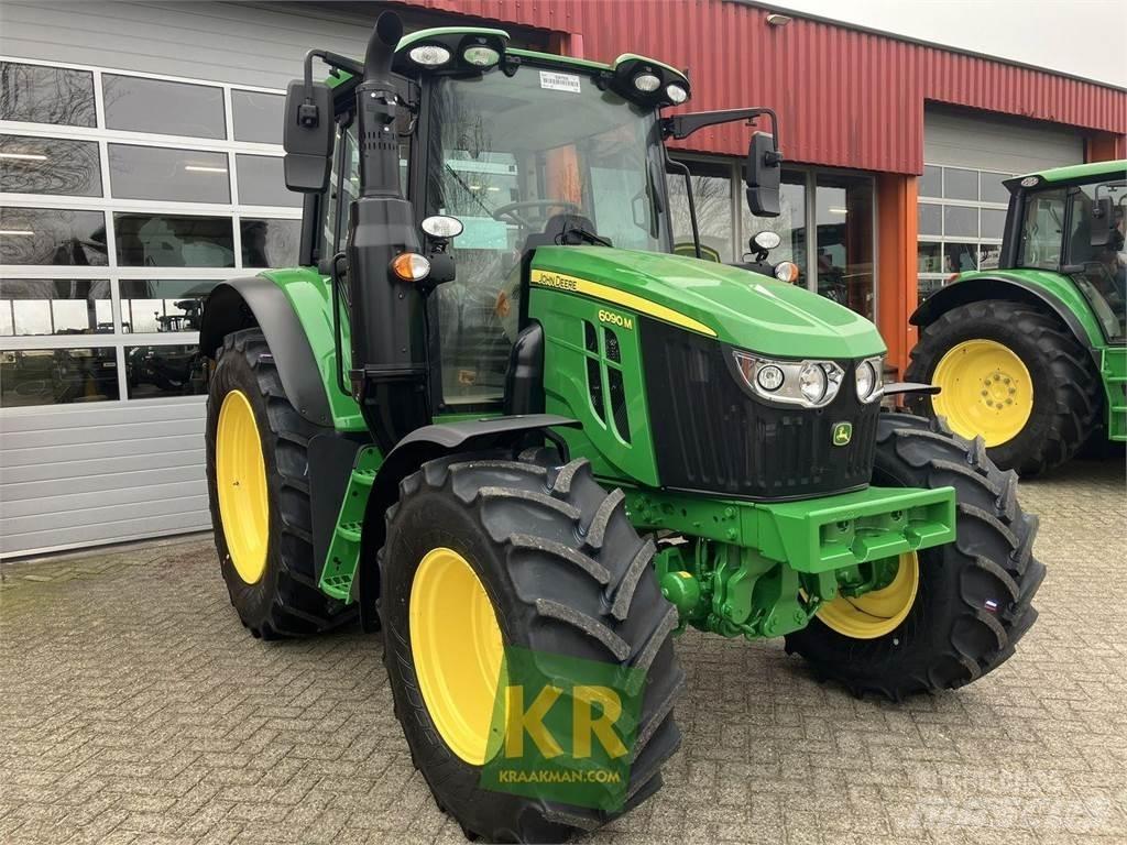 John Deere 6090M Traktörler