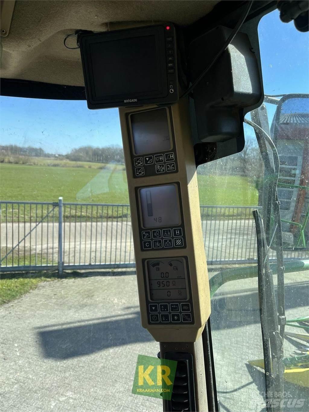 John Deere 7450 Silaj makinasi