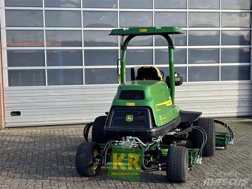 John Deere 8700A Çim biçme makineleri