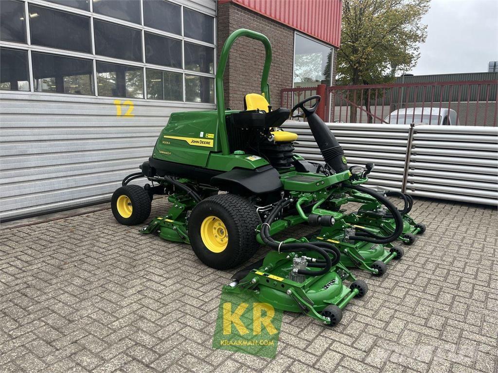 John Deere 9009A Pürüzlü arazi, kırpma ve çevresel çim biçme makineleri