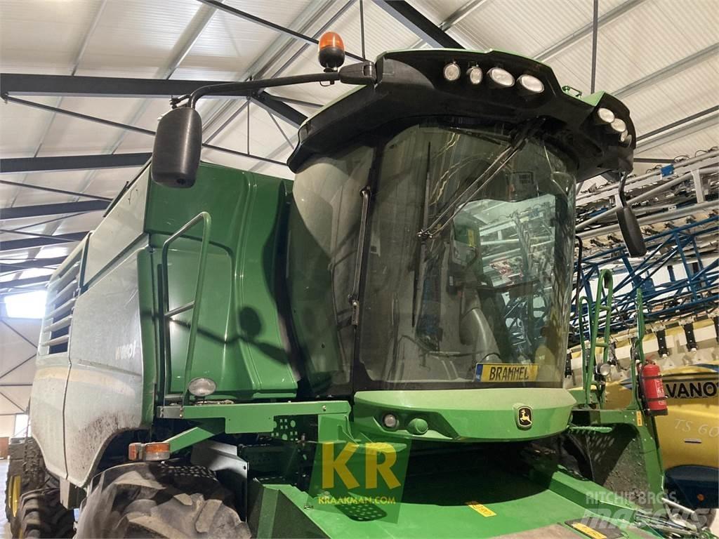 John Deere W650 Biçerdöverler