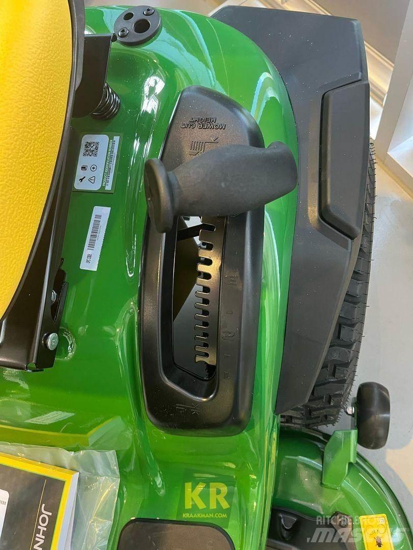 John Deere X127 Mobil çim biçme makineleri