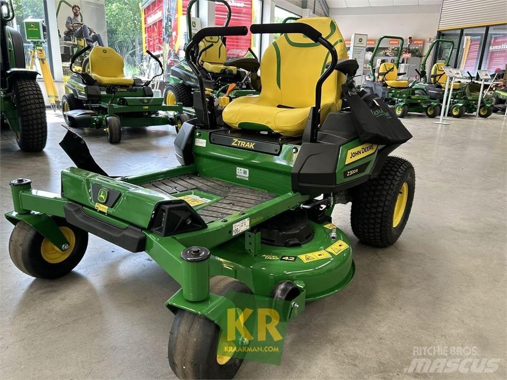 John Deere Z320R Diger tarim makinalari