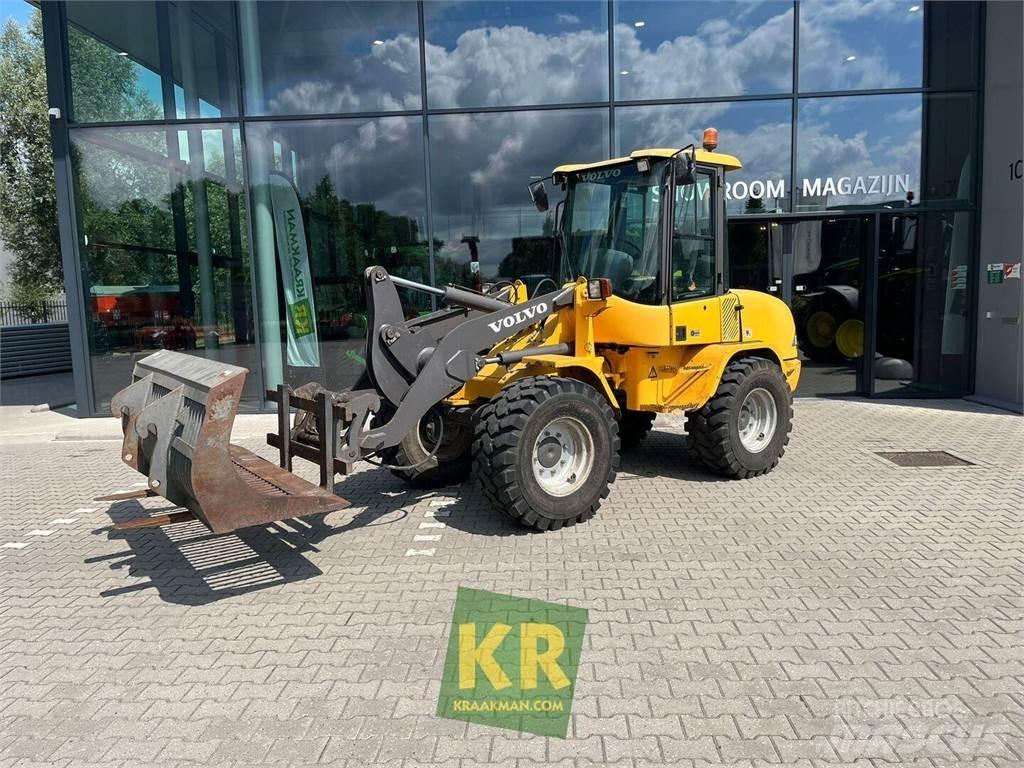 Volvo L30B Tekerlekli yükleyiciler