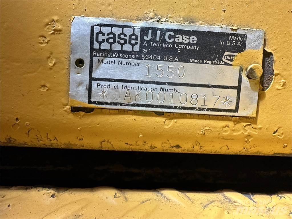 CASE 1550 Paletli dozerler