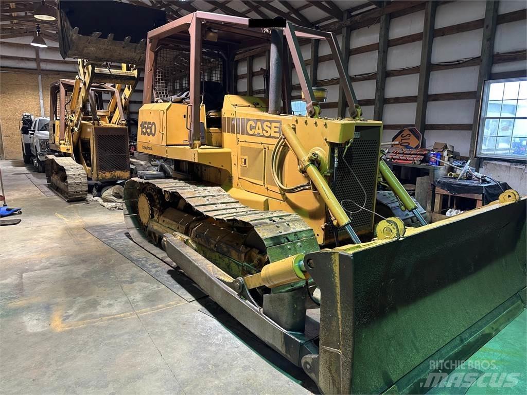 CASE 1550 Paletli dozerler