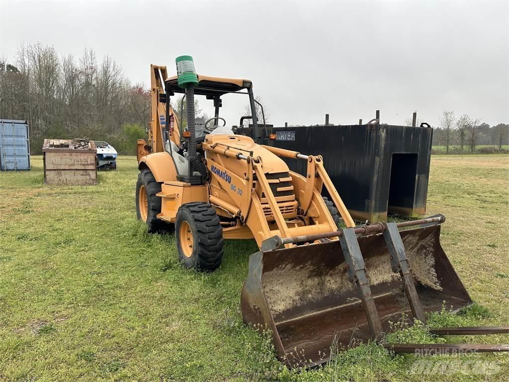 Komatsu WB140 Kazıcı yükleyiciler - beko loder