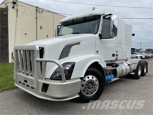 Volvo VNL64T630 Çekiciler