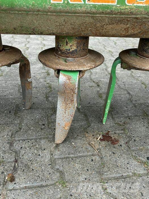 Amazone KE 302 Üniversal ekim makinasi